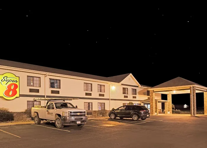 Super 8 By Wyndham Defiance