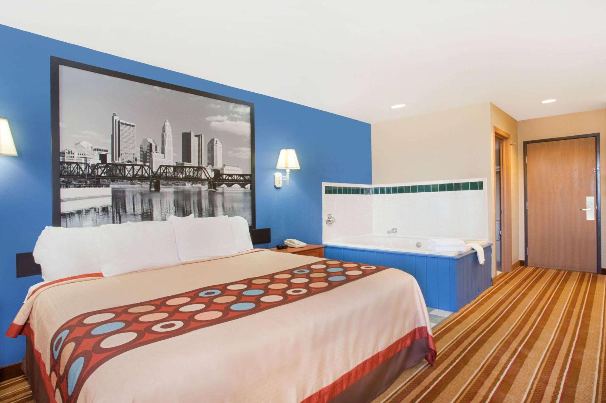 Hotel Super 8 By Wyndham Defiance