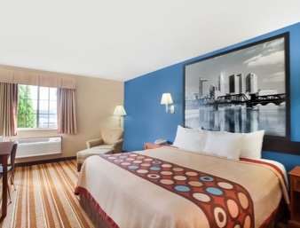 Hotel Super 8 By Wyndham Defiance